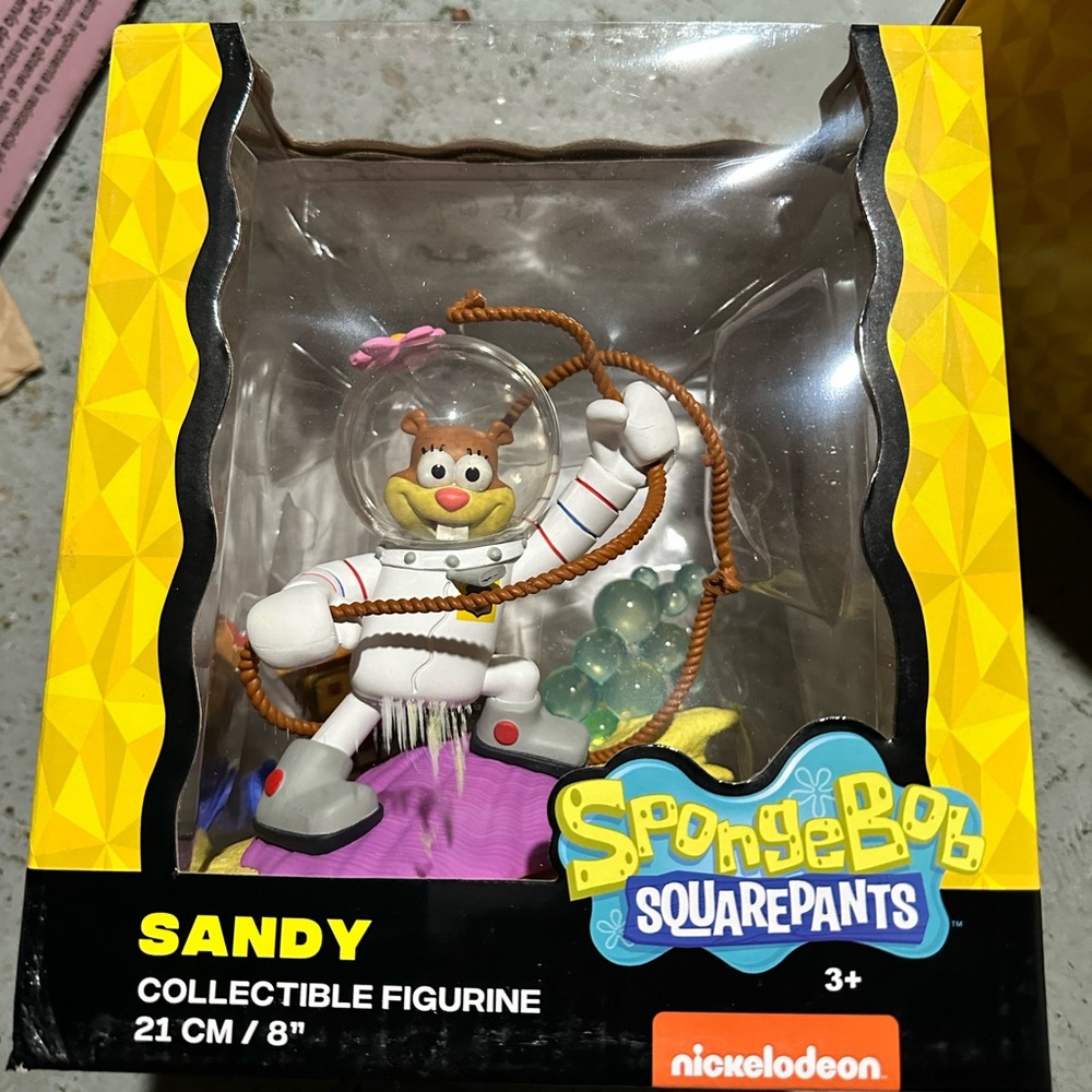 SpongeBob (Sandy 8 inches figurine) Battle for Bikini Bottom Rehydra…